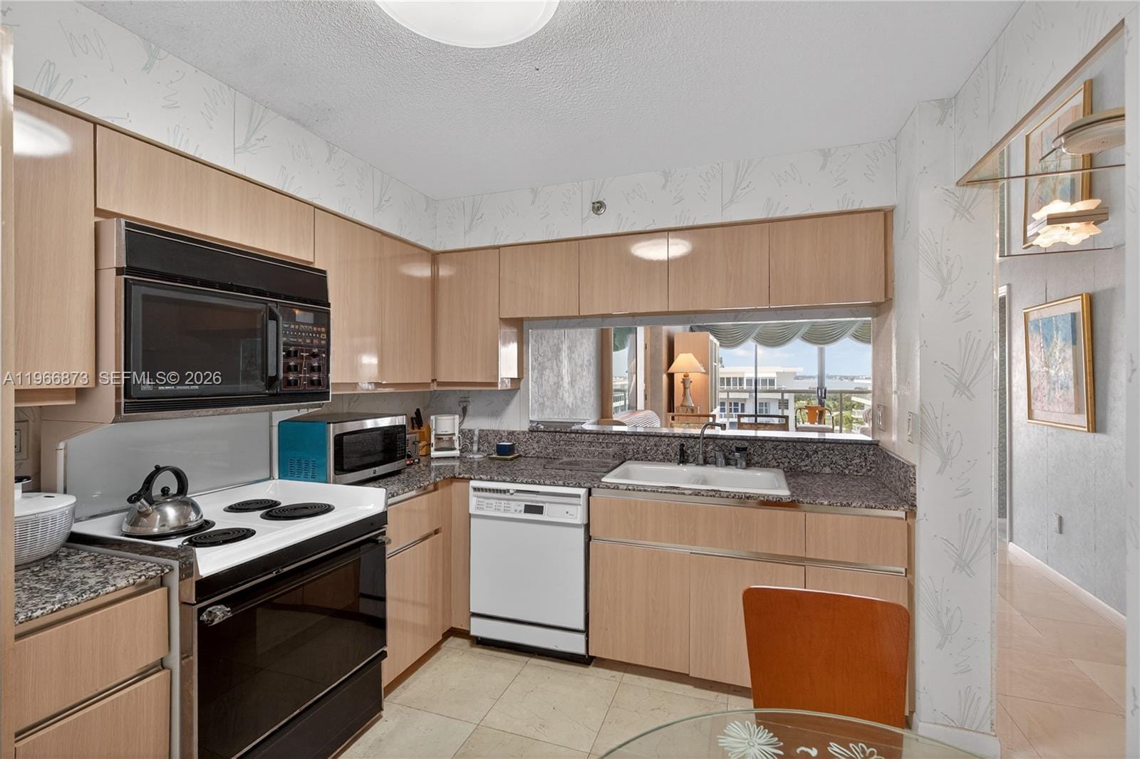5757 Collins Avenue 1902, Miami Beach, FL 33140 photo 18
