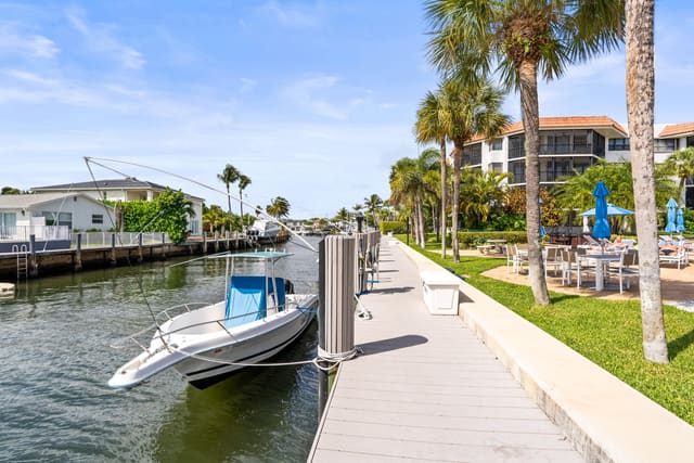 800 Jeffery Street 208, Boca Raton, FL 33487