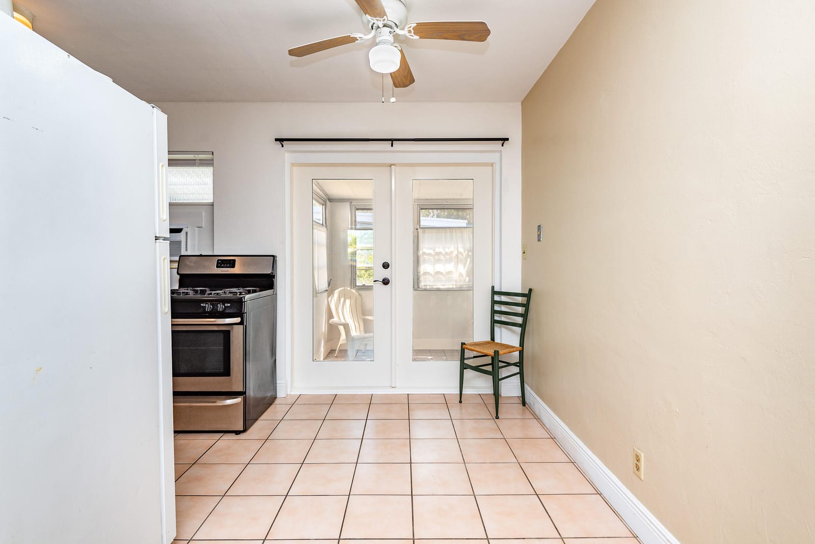 354 Manchester Street, Boca Raton, FL 33487 photo 21