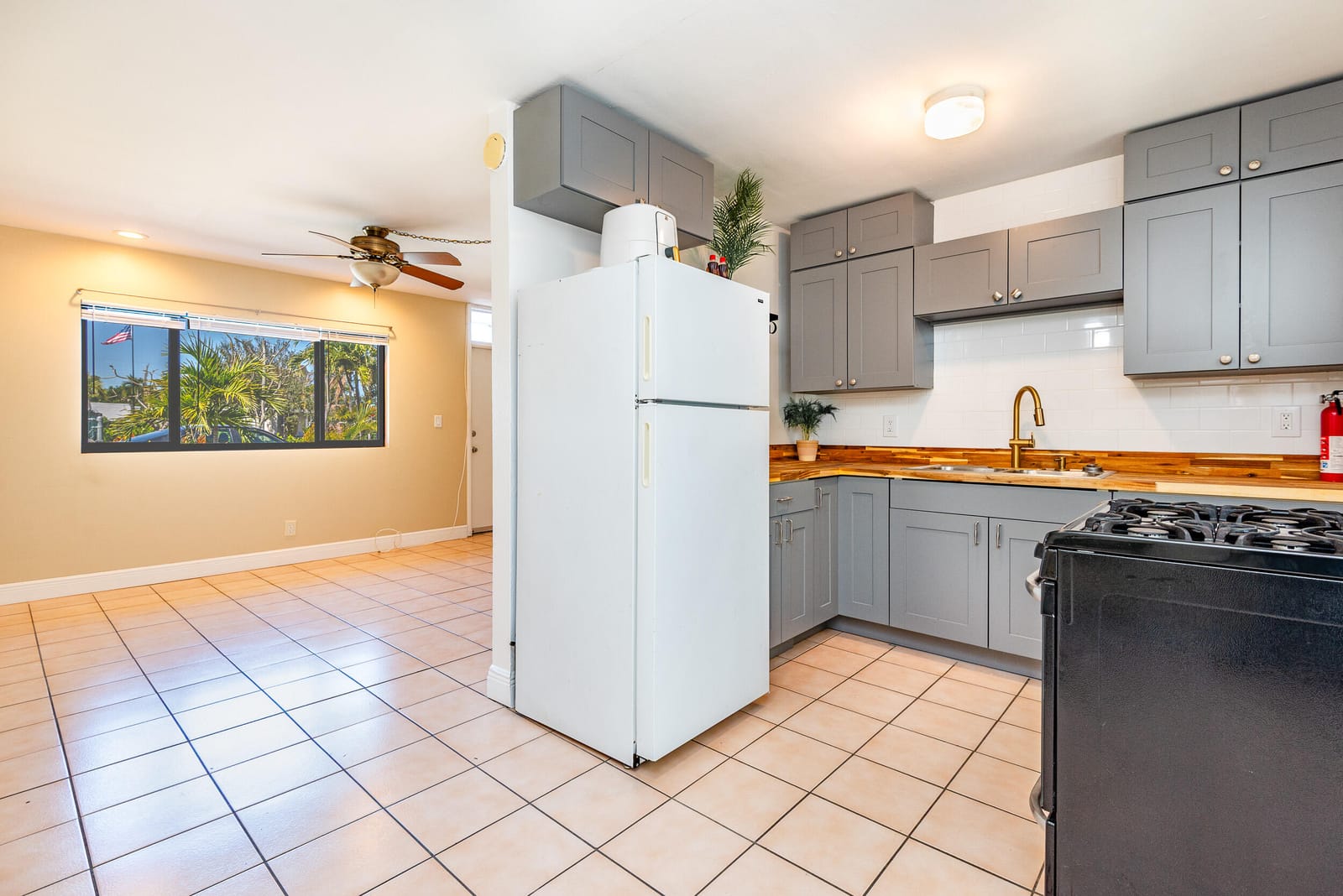 354 Manchester Street, Boca Raton, FL 33487 photo 23