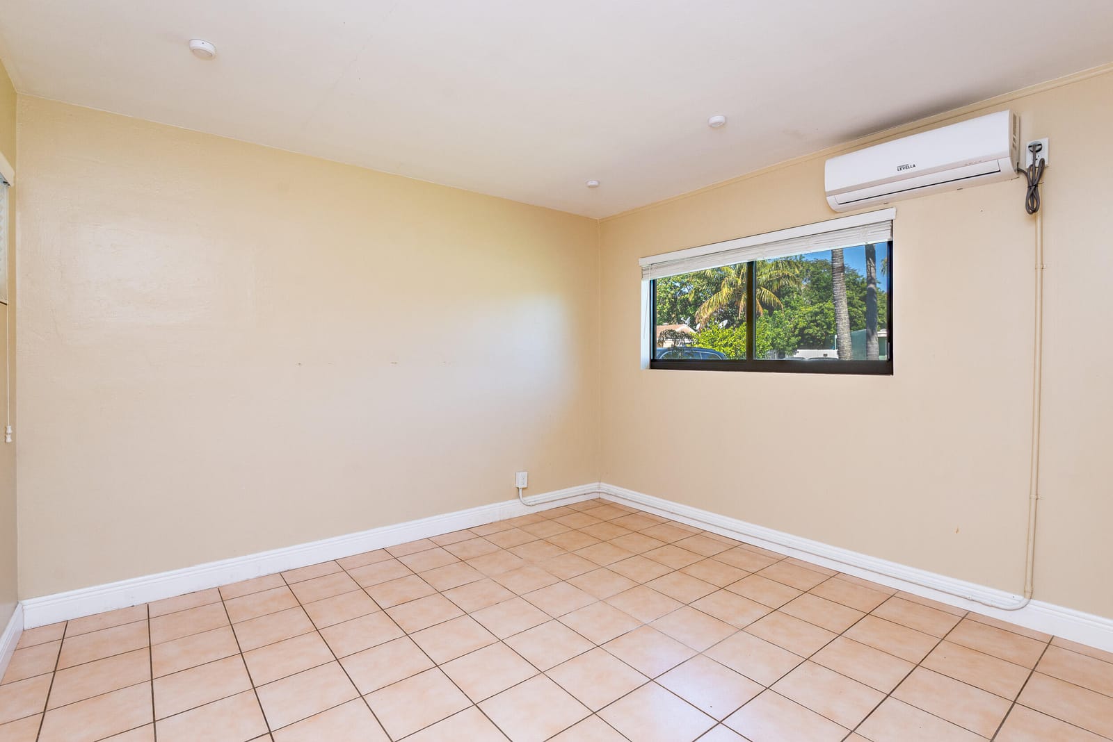 354 Manchester Street, Boca Raton, FL 33487 photo 29