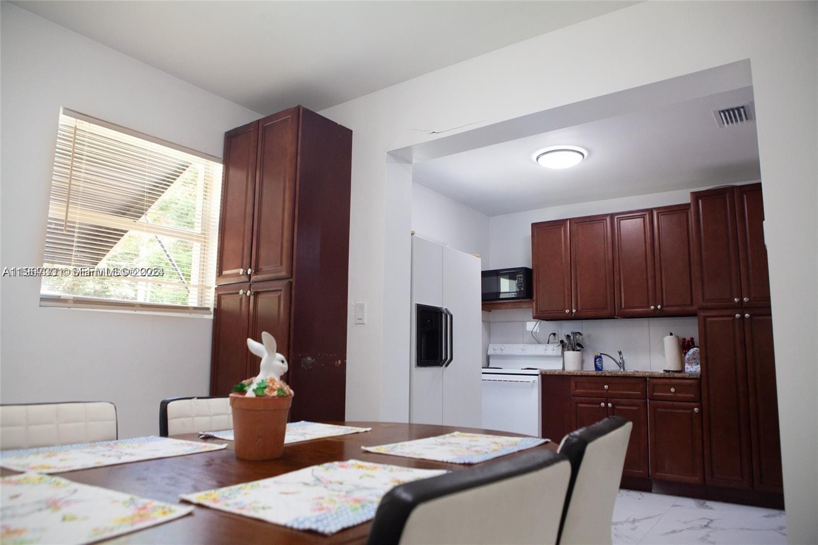 1821 Harding Street — photo 6