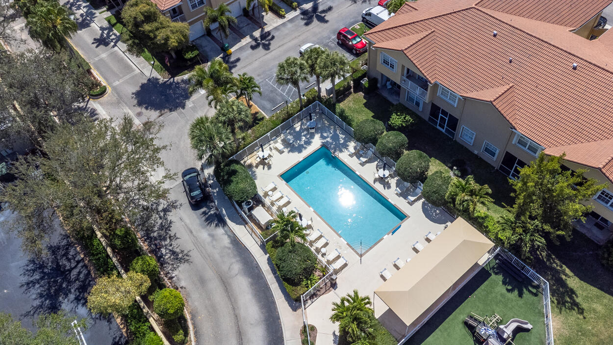110 Lighthouse Circle H, Tequesta, FL 33469, Tequesta