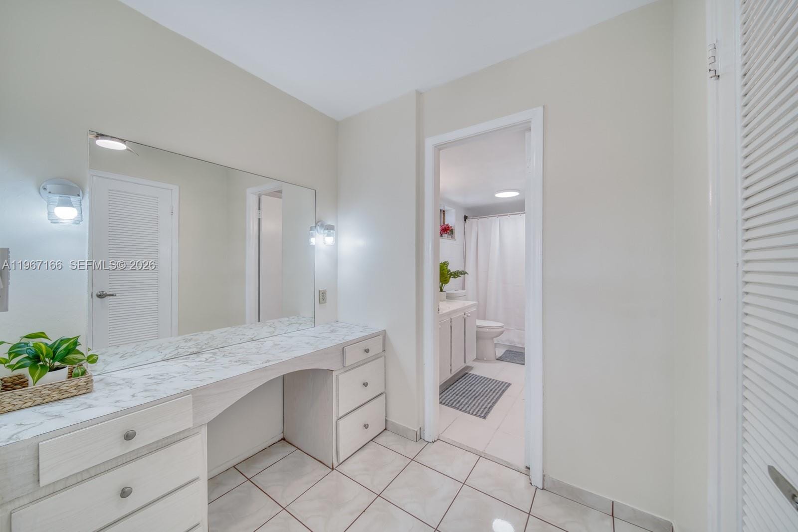 3849 NE 169th Street 412, North Miami Beach, FL 33160 photo 12