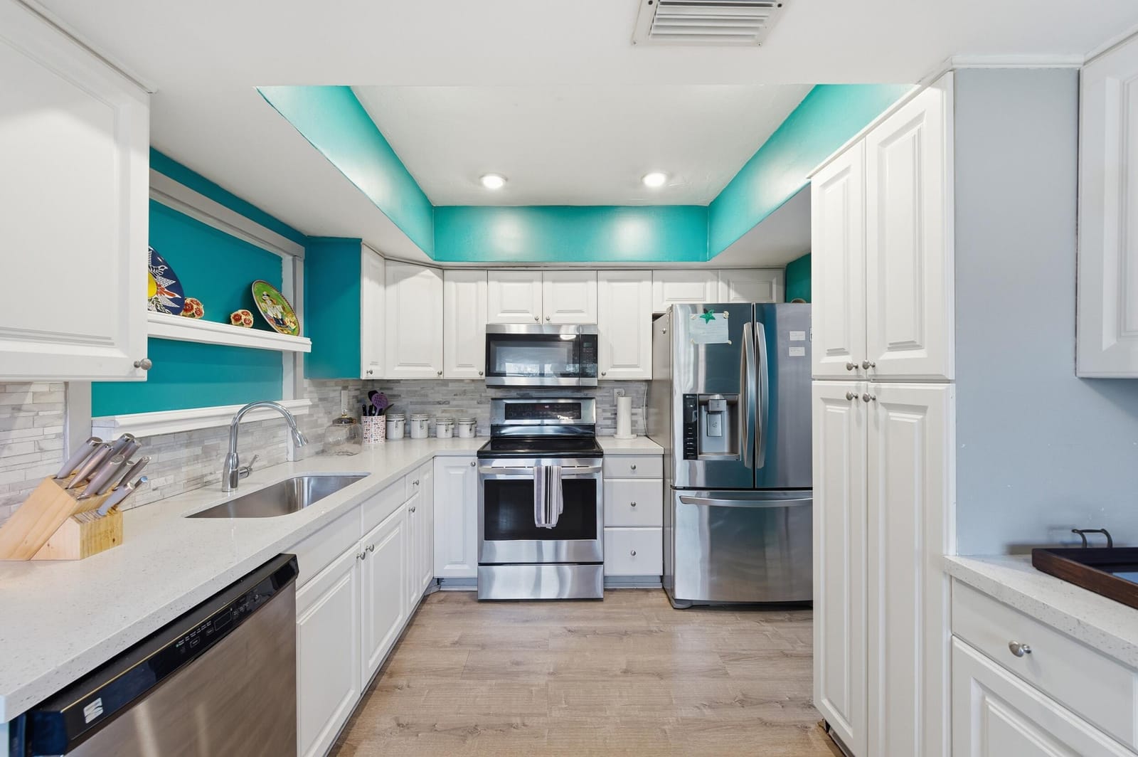 4610 King Palm Drive — photo 12