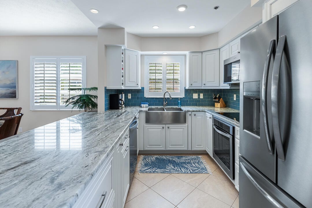 2950 SE Ocean Boulevard 109-304, Stuart, FL 34996 photo 2