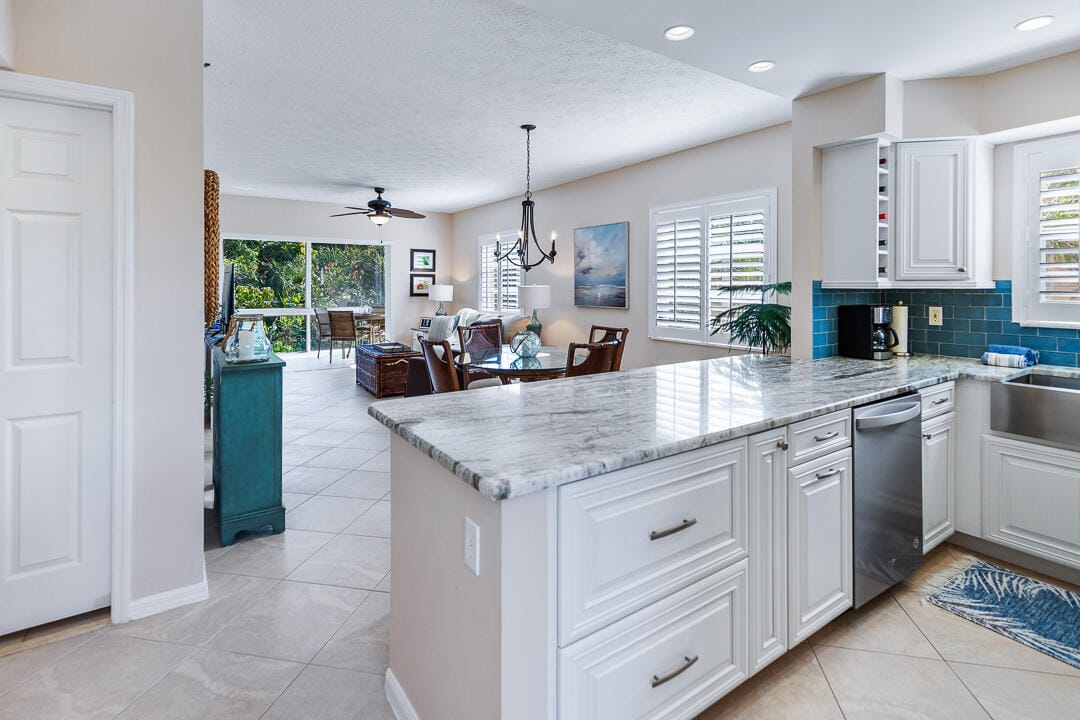 2950 SE Ocean Boulevard 109-304, Stuart, FL 34996 photo 6
