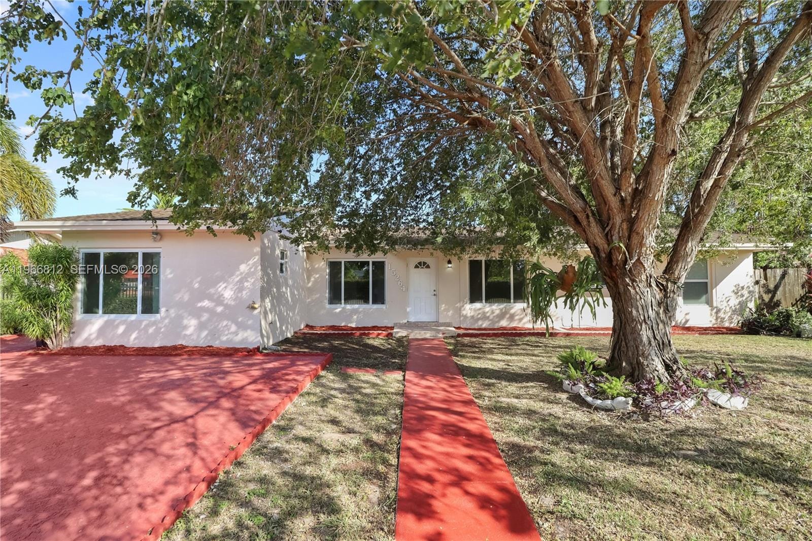 15264 SW 102nd Court, Miami, FL 33157
