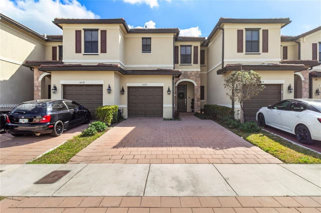 3226 W 108th Street, Hialeah, FL 33018