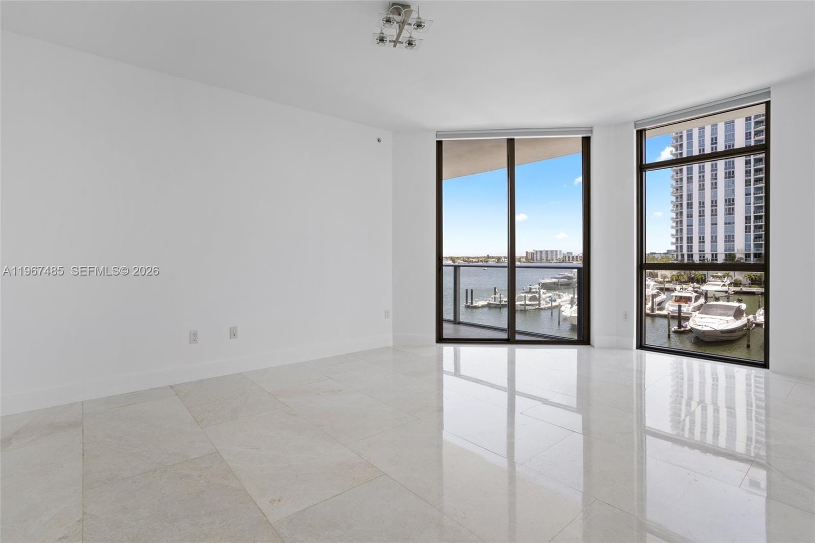 17301 Biscayne Boulevard 305, North Miami Beach, FL 33160 photo 17