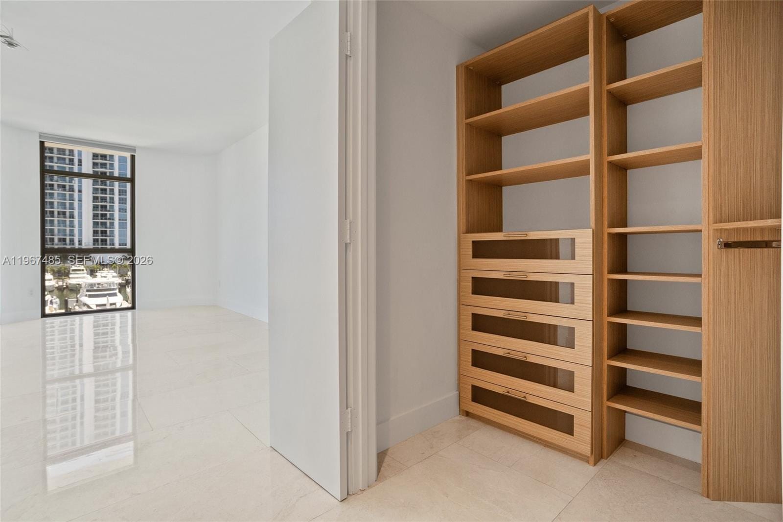 17301 Biscayne Boulevard 305, North Miami Beach, FL 33160 photo 21