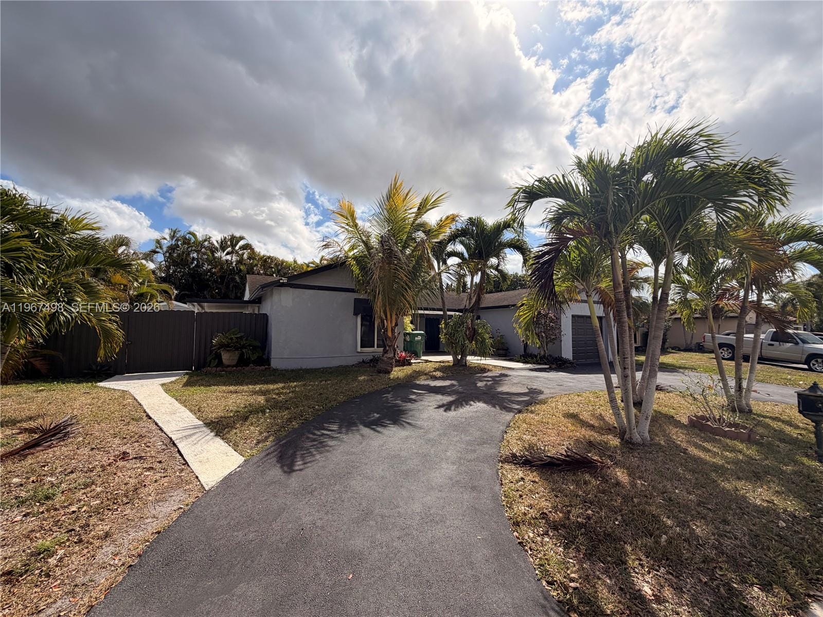 6080 NW 199th Street, Hialeah, FL 33015 photo 2