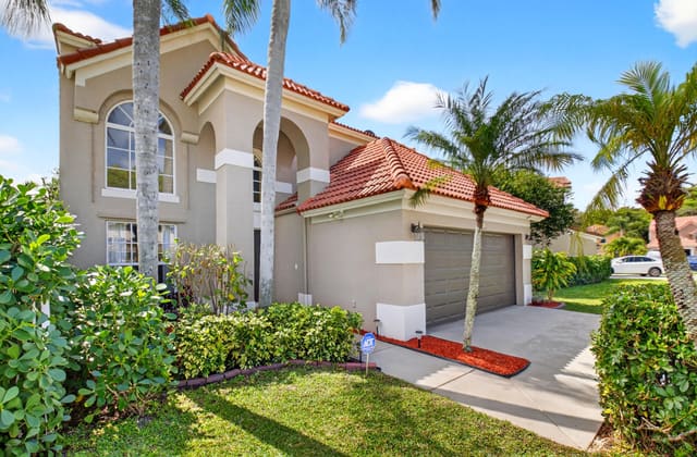 9712 Via Emilie, sold in Villaggio, Lake Worth, FL