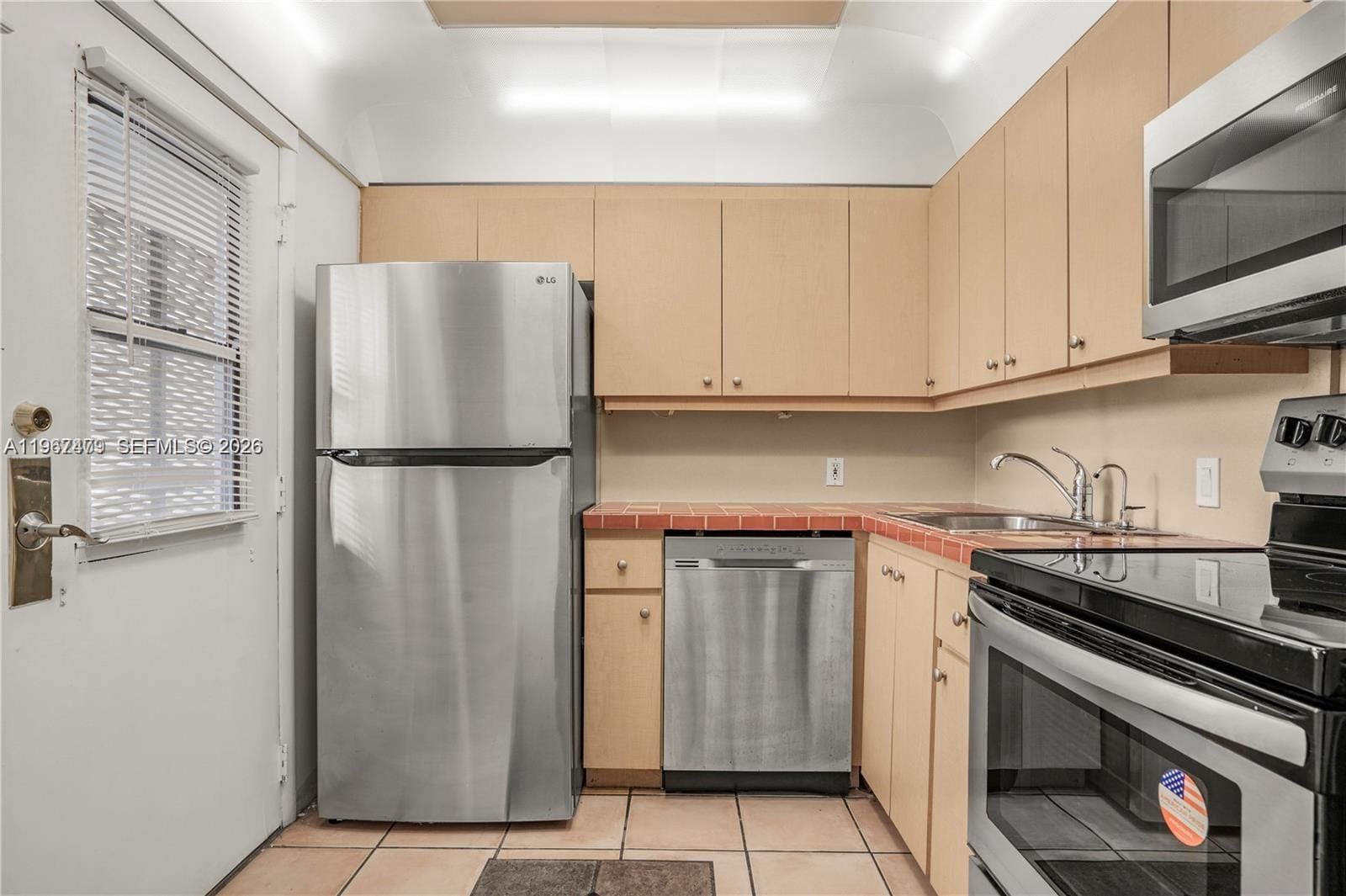 20500 W Country Club Drive 607 — photo 11