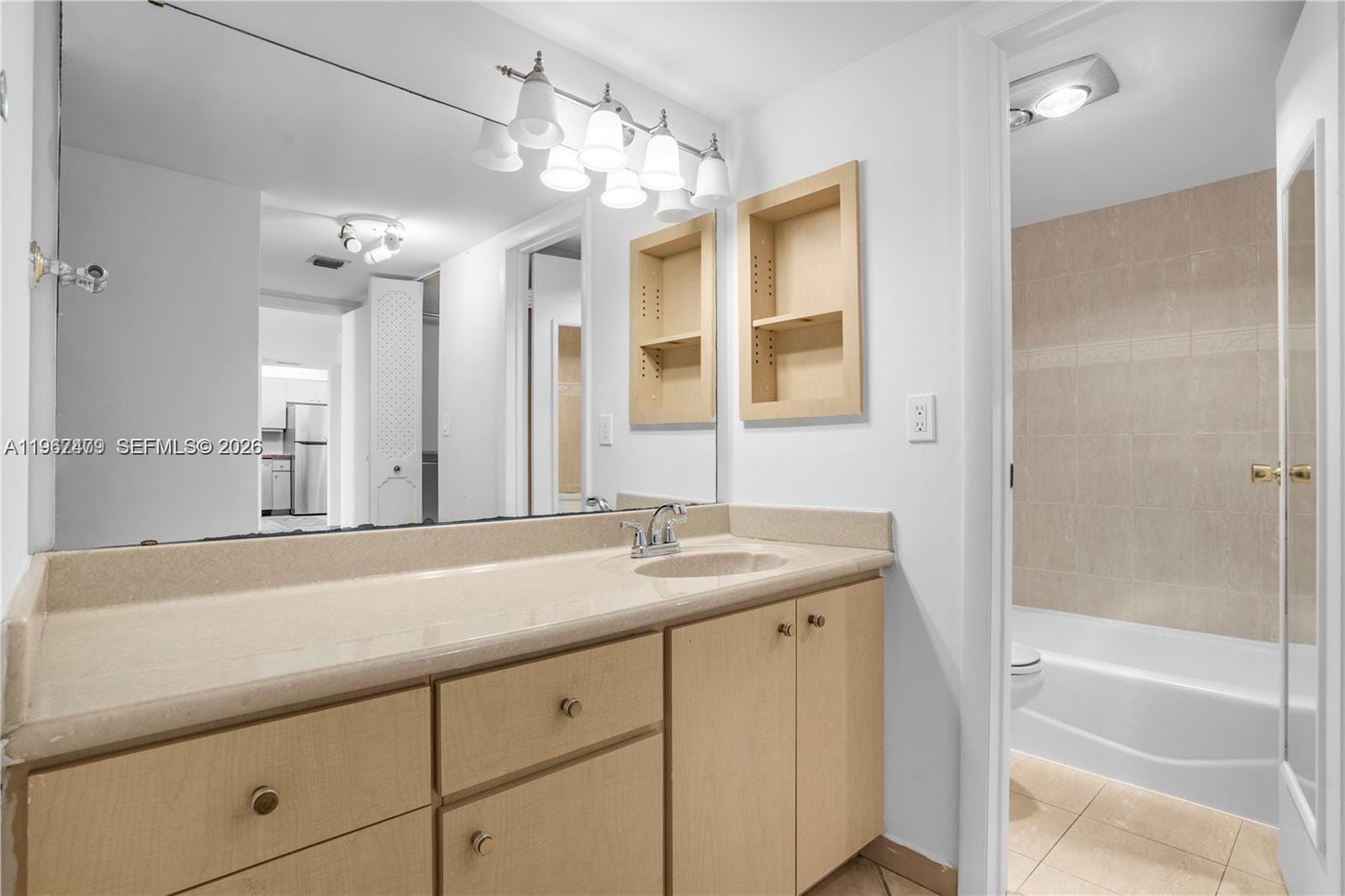 20500 W Country Club Drive 607, Aventura, FL 33180 photo 15