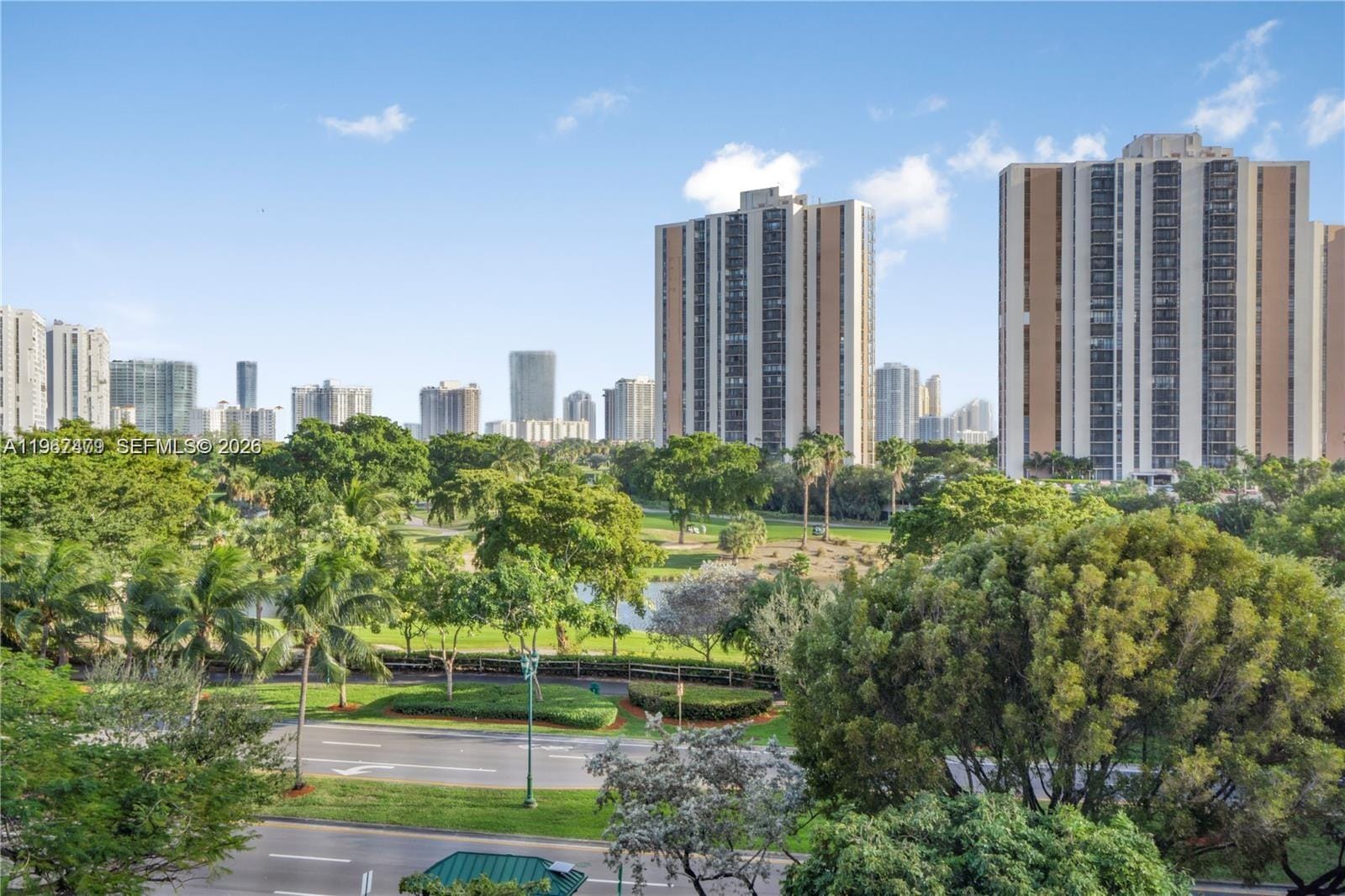 20500 W Country Club Drive 607, Aventura, FL 33180 photo 28