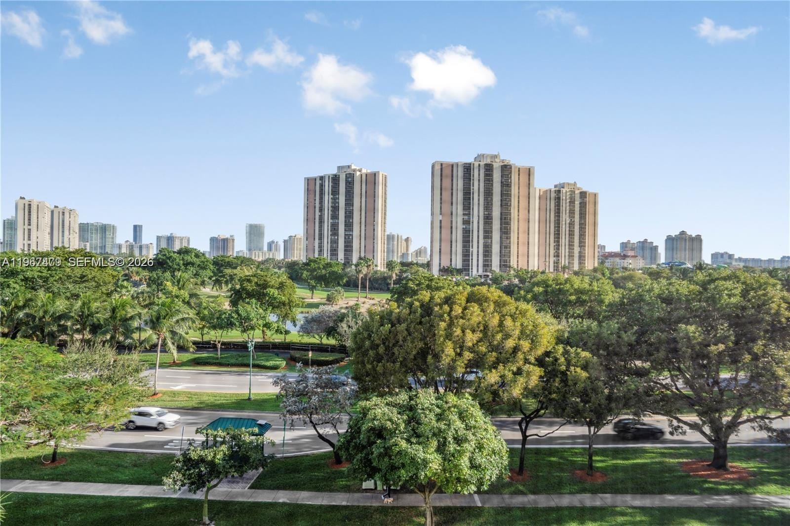 20500 W Country Club Drive 607, Aventura, FL 33180 photo 29