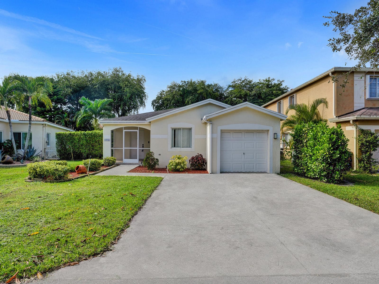 1245 SW 46th Way — photo 1
