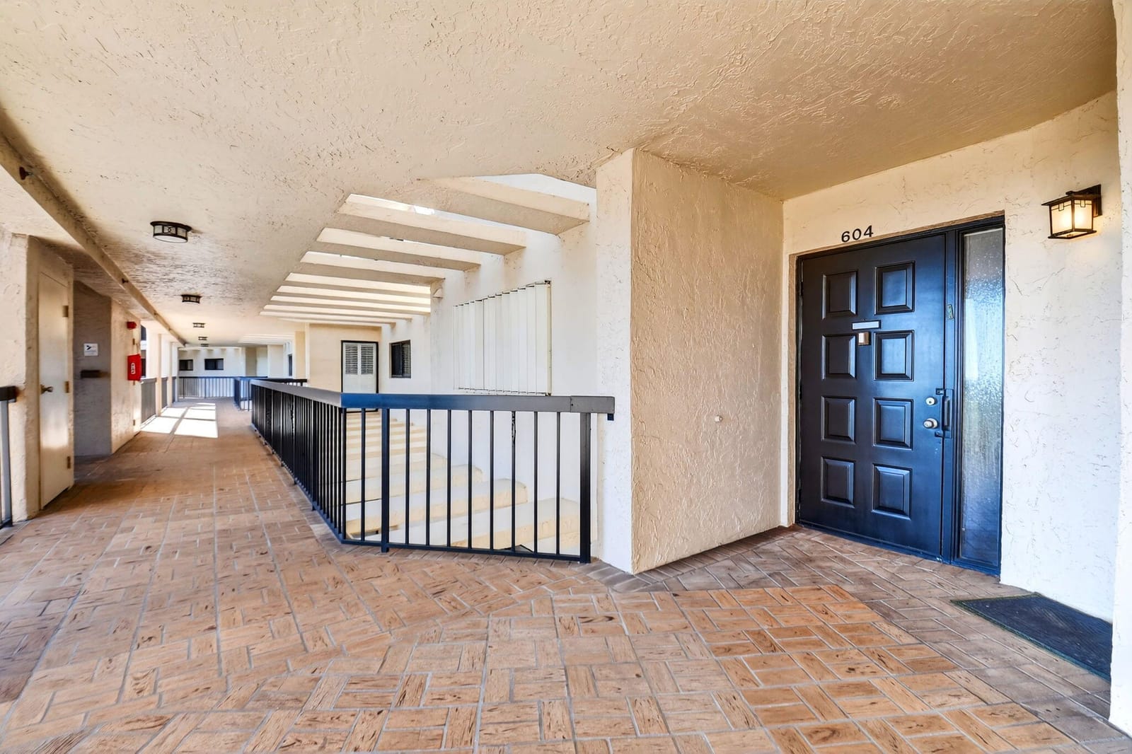 5279 Fountains Drive S 604 — photo 3