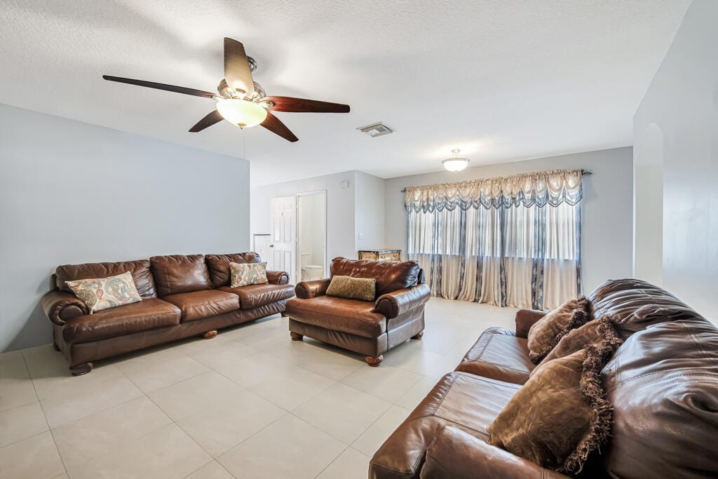 845 Imperial Lake Road, West Palm Beach, FL 33413 photo 11