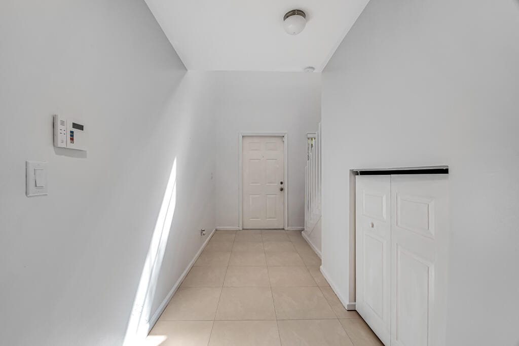 845 Imperial Lake Road, West Palm Beach, FL 33413 photo 9