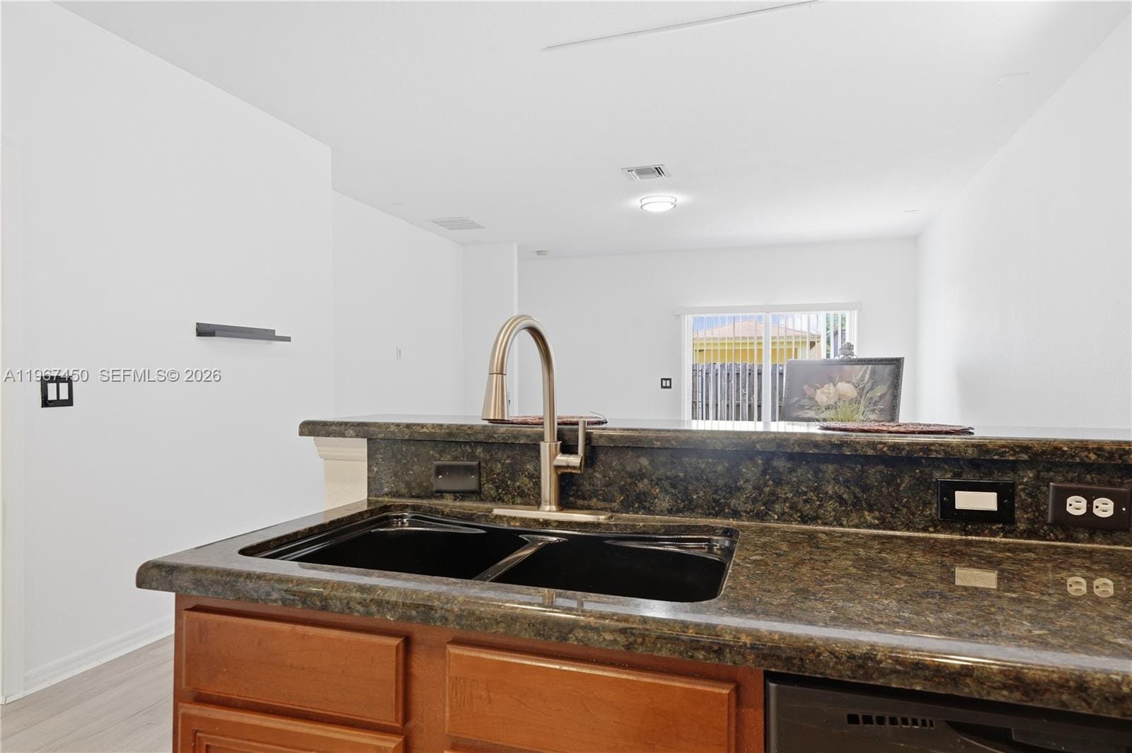 9406 Windrift Circle — photo 11