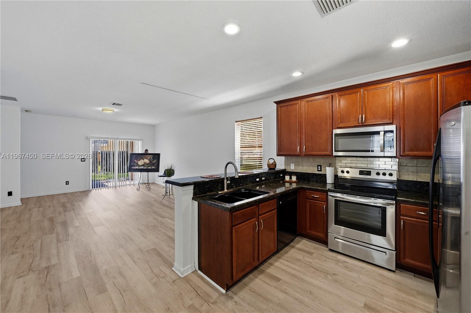 9406 Windrift Circle — photo 10