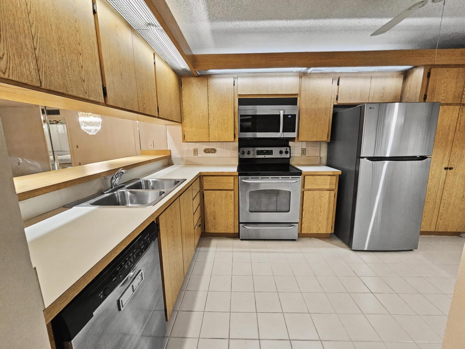 2811 Village Boulevard 101, West Palm Beach, FL 33409 photo 4