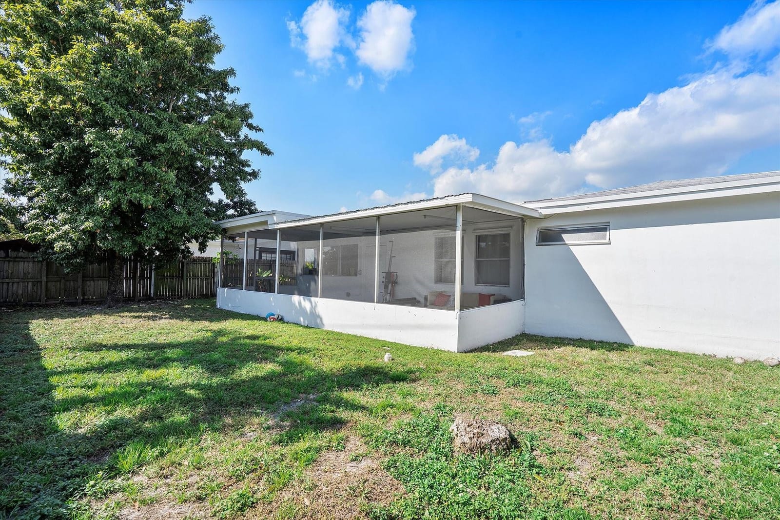3300 NW 33rd Court, Lauderdale Lakes, FL 33309 photo 20