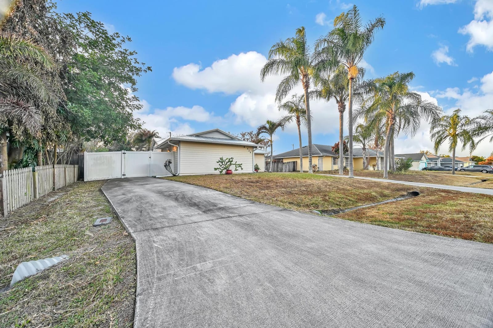 626 SW Cynthia Street, Port St. Lucie, FL 34983 photo 30