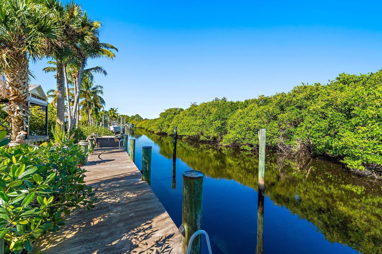 655 SW Salerno Road, Stuart, FL 34997 photo 8