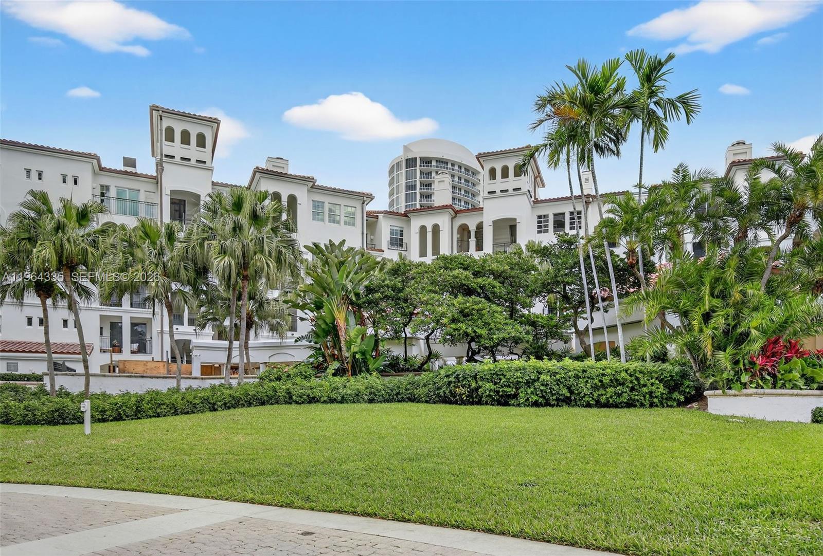 3500 Island Boulevard D201, Aventura, FL 33160, Aventura