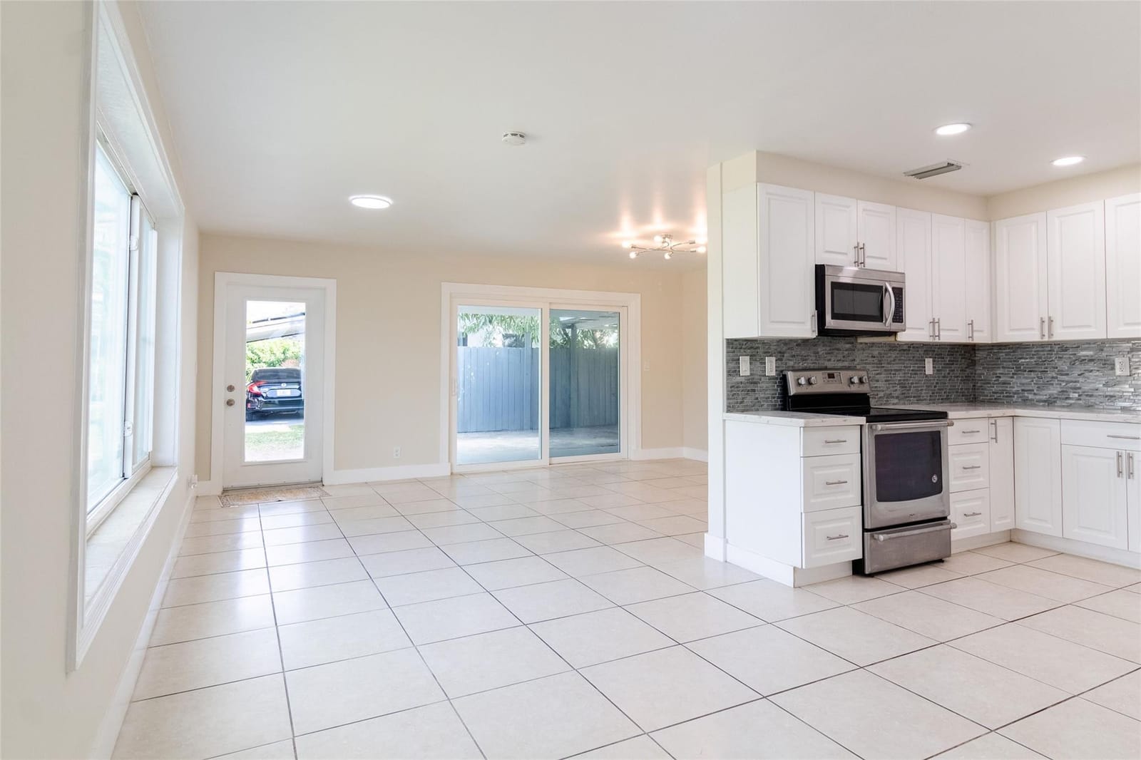 6540 Garfield Street — photo 4