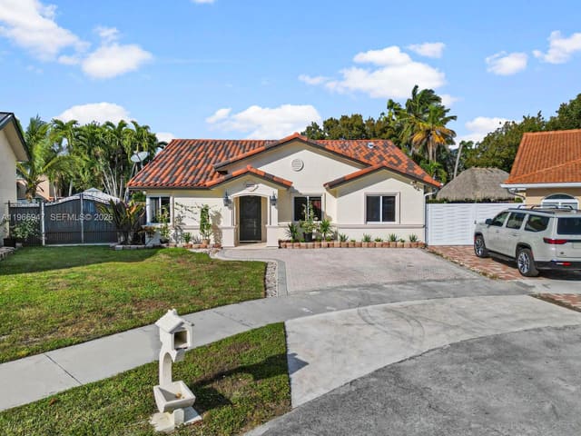 15715 SW 76th Terrace, sold in Adrian Homes at Lago Mar, Miami, FL