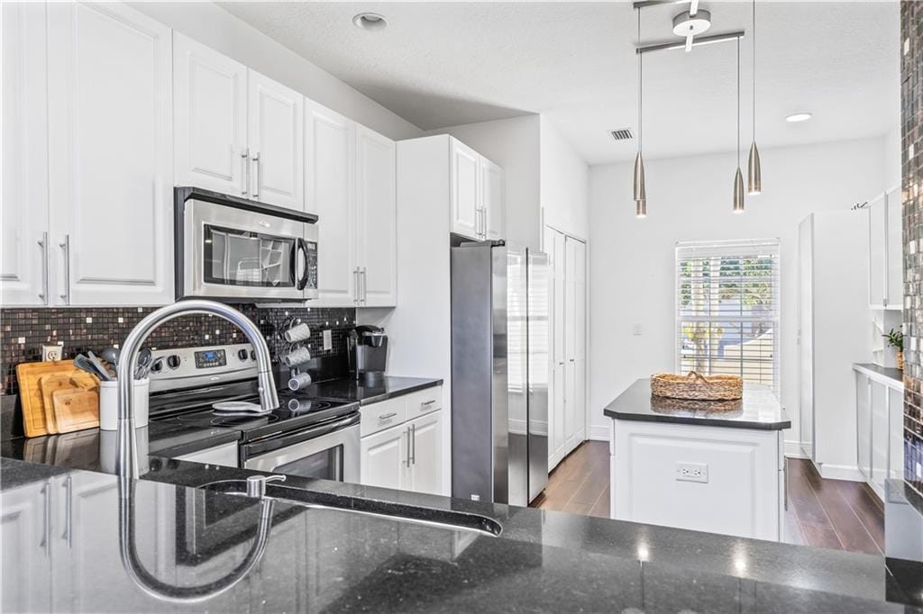 1634 Baseline Lane, Vero Beach, FL 32967 photo 14