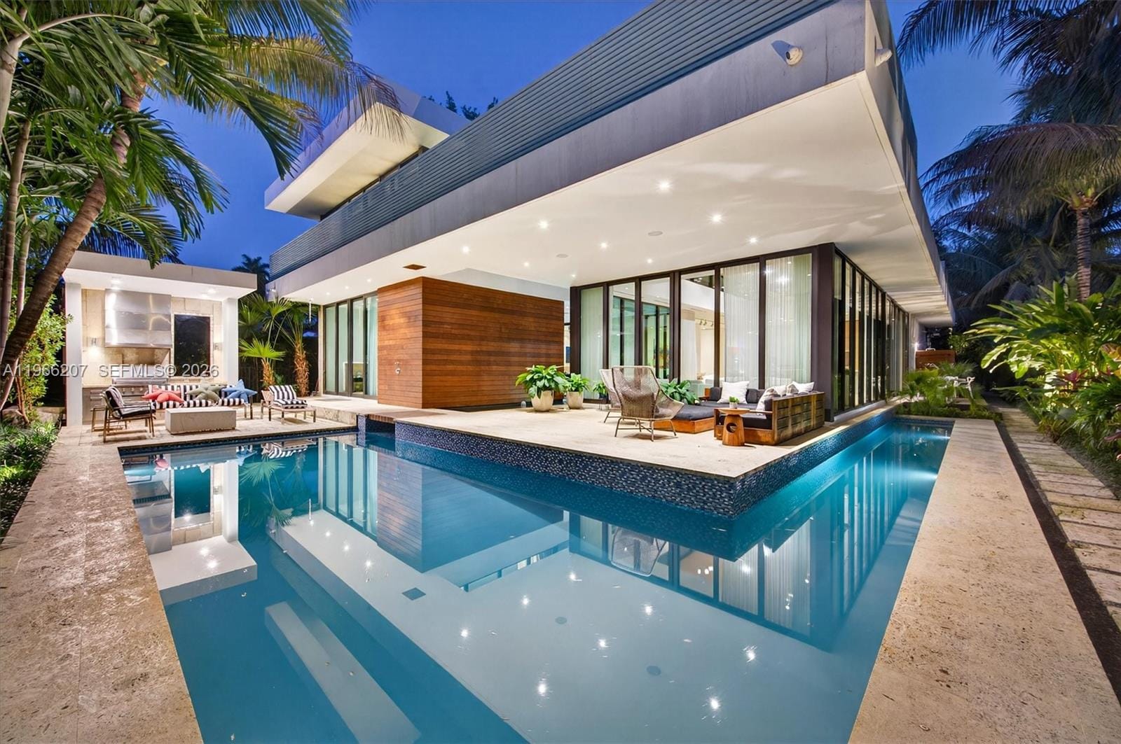 2300 Sunset Drive, Miami Beach, FL 33140