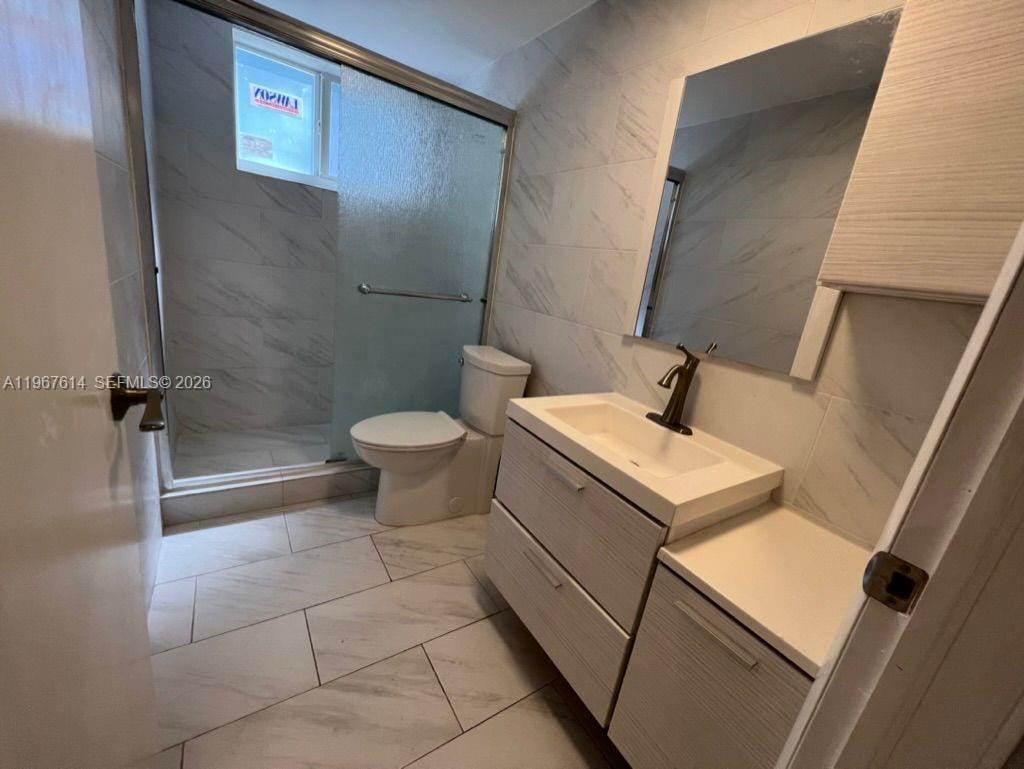 2430 NE 135th Street 105, North Miami, FL 33181 photo 14