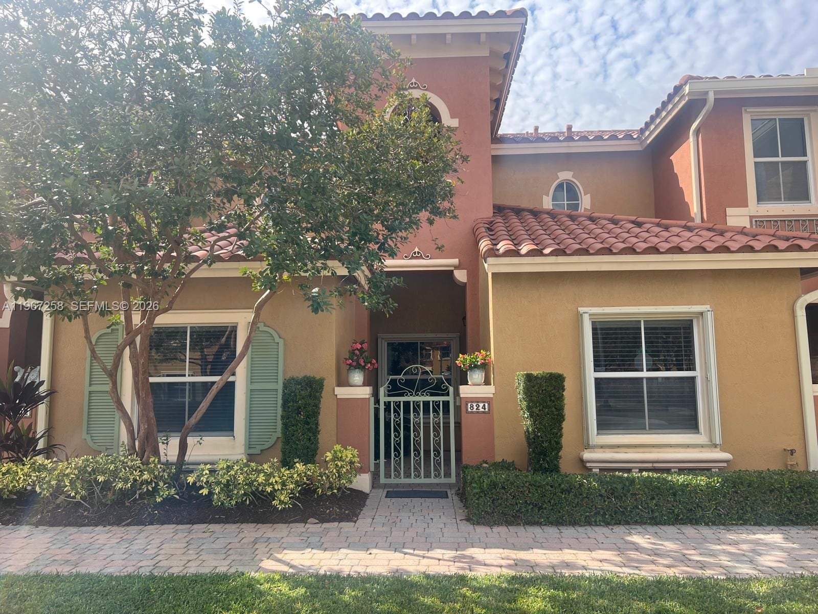 824 SW 143rd Terrace 203, Pembroke Pines, FL 33027 photo 3