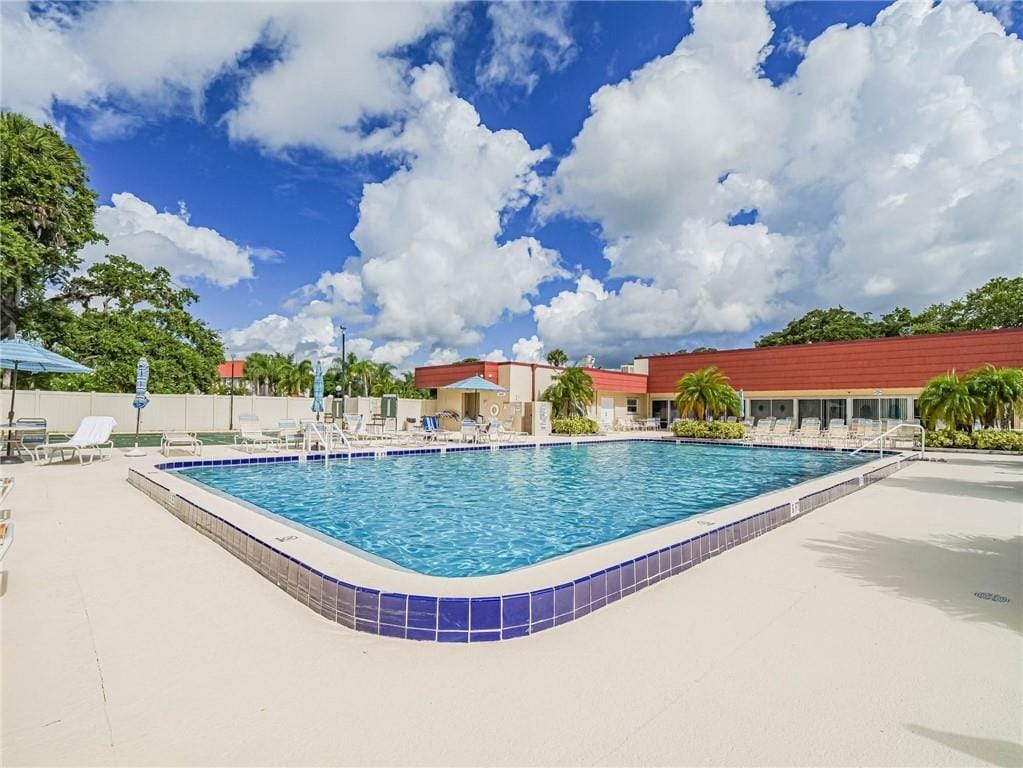 106 Spring Lake Court 201, Vero Beach, FL 32962 photo 26