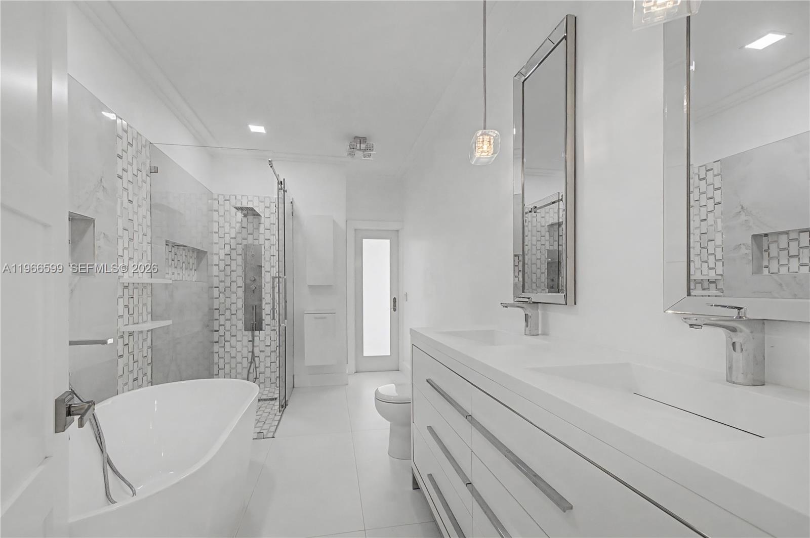 8305 NW 157th Terrace, Miami Lakes, FL 33016 photo 16