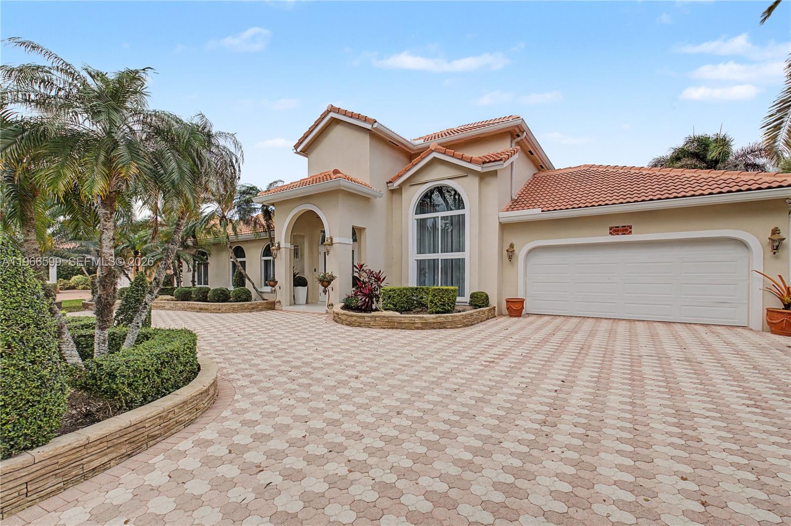 8305 NW 157th Terrace, Miami Lakes, FL 33016 photo 3