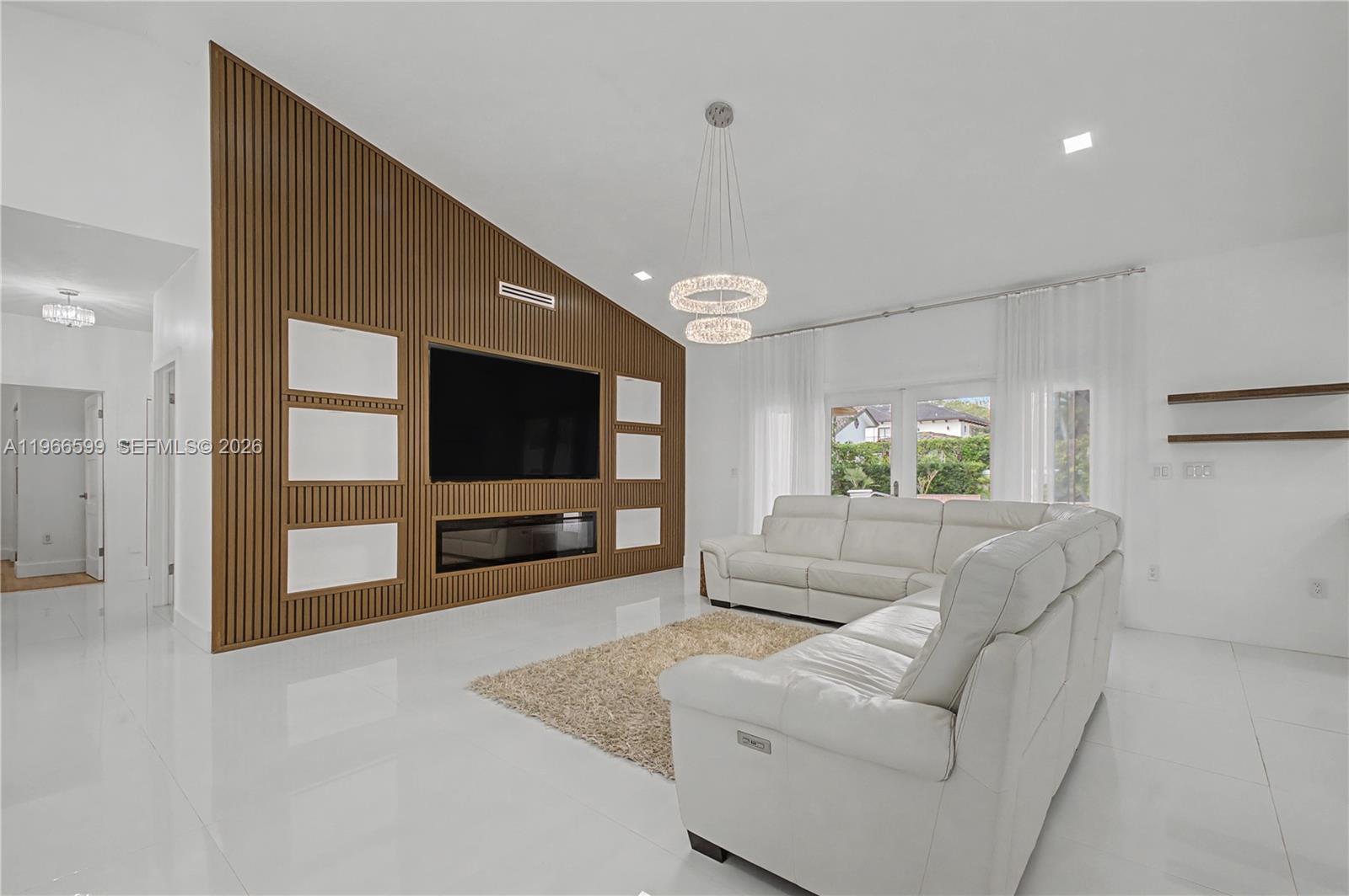 8305 NW 157th Terrace, Miami Lakes, FL 33016 photo 7