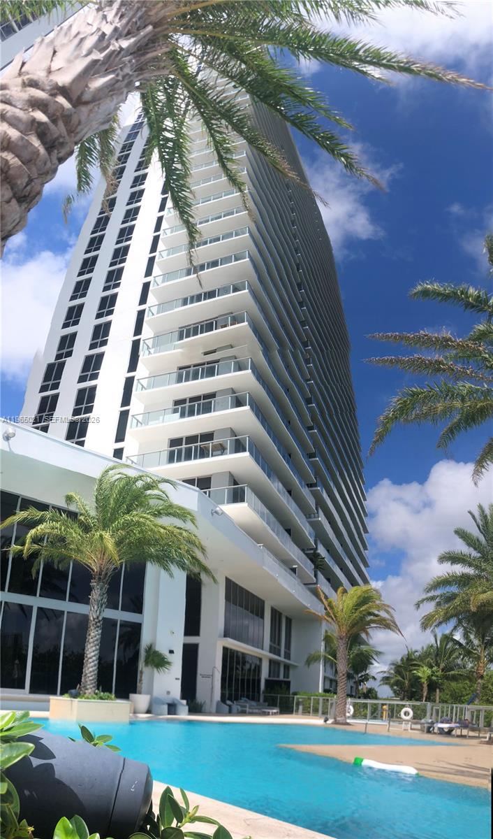 16385 Biscayne Boulevard 507, North Miami Beach, FL 33160, North Miami Beach