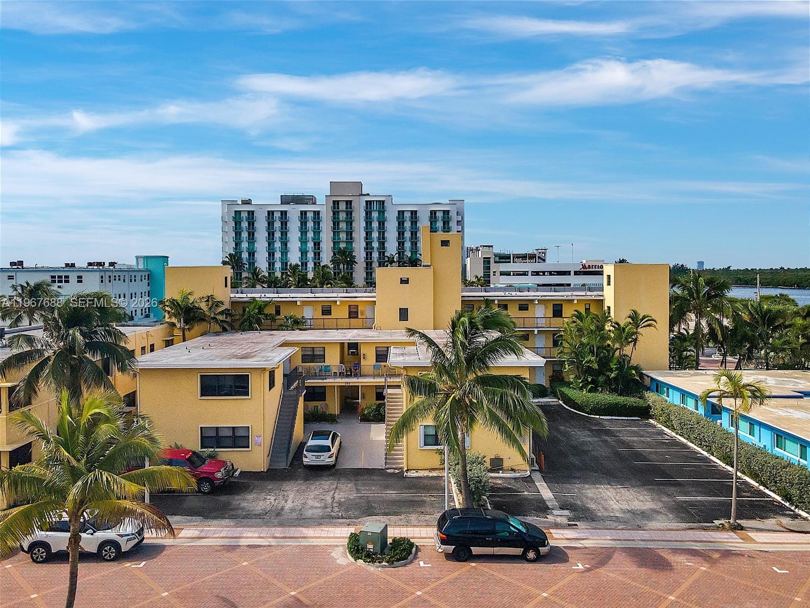 322 Harding Street B202, Hollywood, FL 33019 photo 14