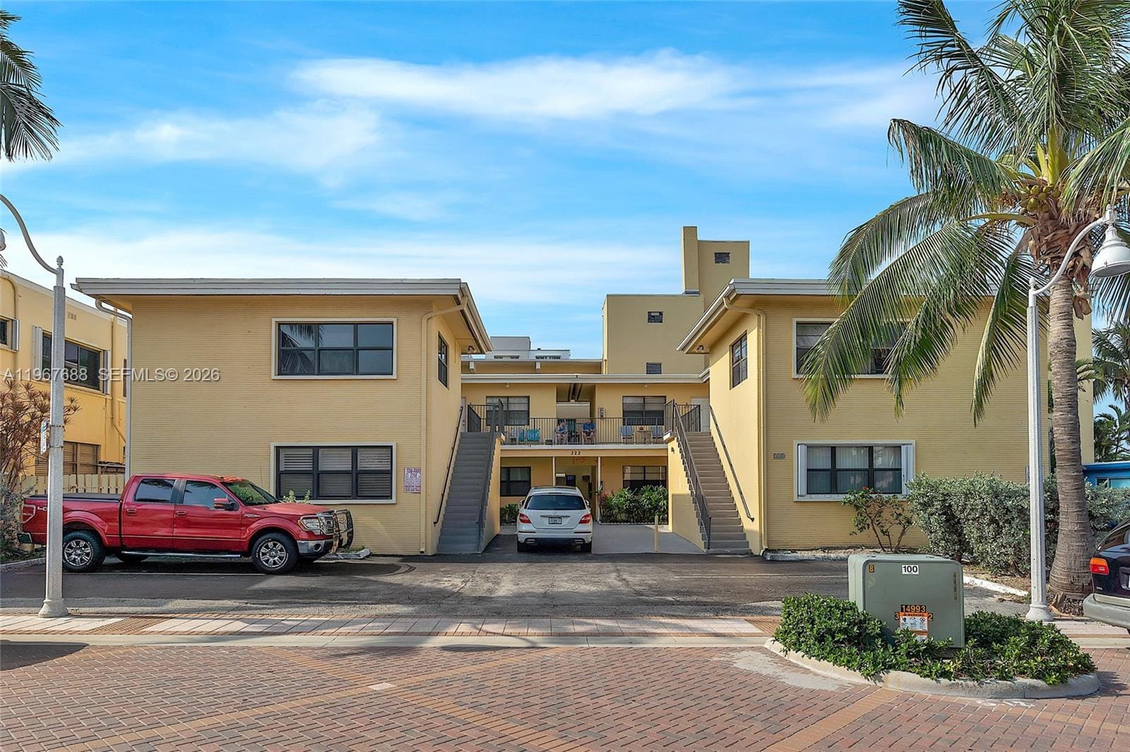 322 Harding Street B202, Hollywood, FL 33019 photo 16