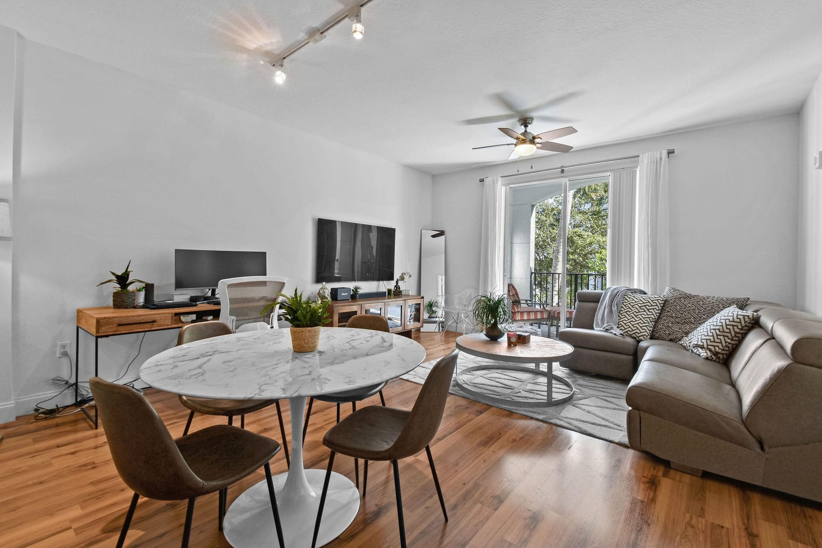 250 NE 3rd Avenue 1320, Delray Beach, FL 33444 photo 2