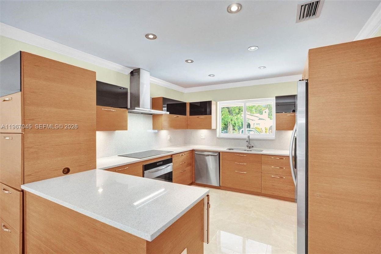 911 Mariana Avenue, Coral Gables, FL 33134 photo 13