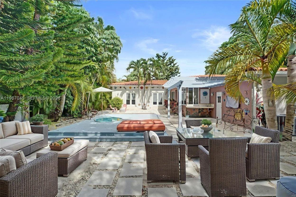 911 Mariana Avenue, Coral Gables, FL 33134 photo 25