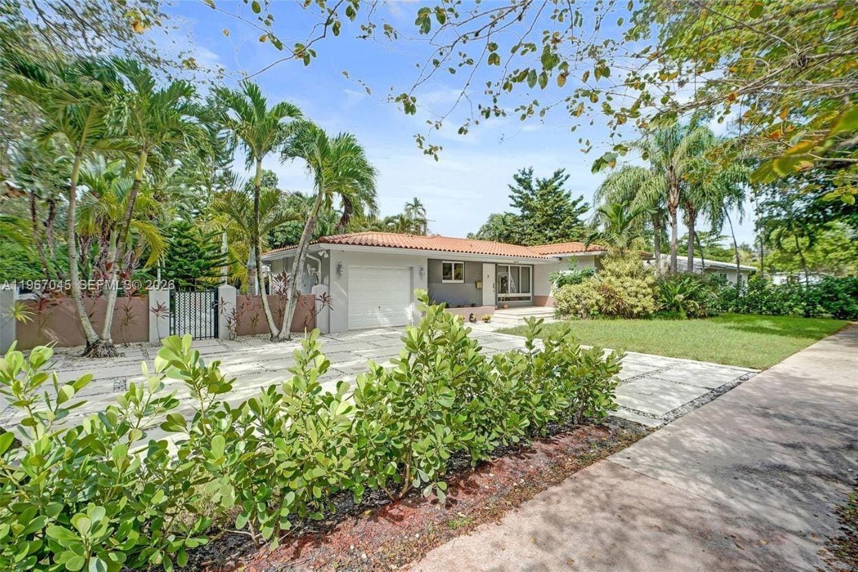 911 Mariana Avenue, Coral Gables, FL 33134 photo 30