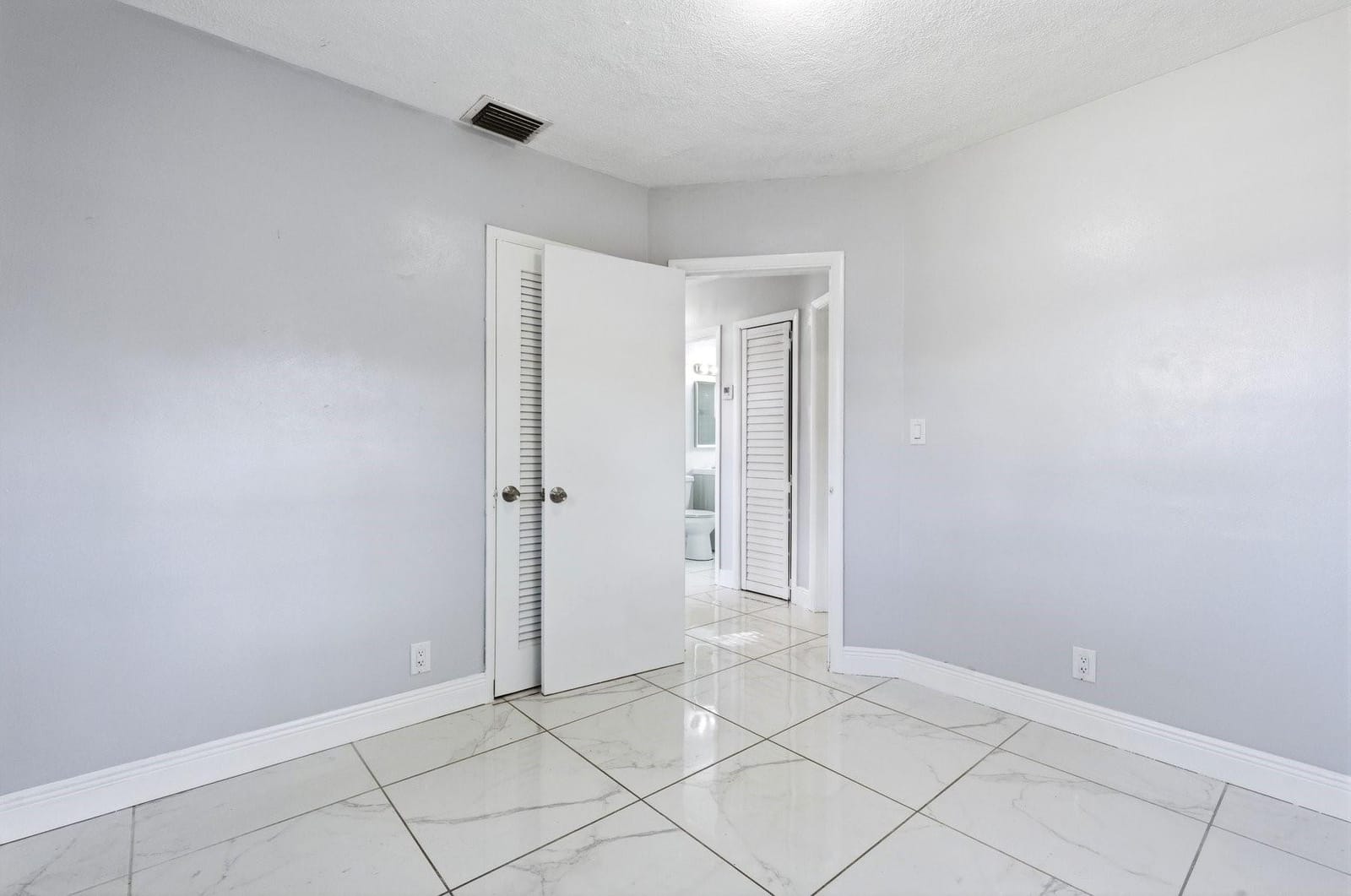 5961 NW 42nd Avenue, Fort Lauderdale, FL 33319 photo 13